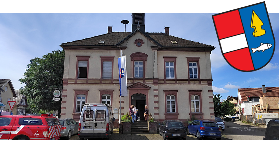 Vereinsheim-mit-Gemeindewappen-940×518
